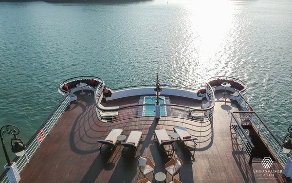 Sundeck