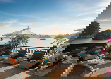 Free One Way Bus in April 2026